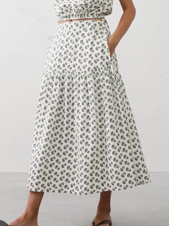 Banana Republic Dresses & Skirts - Banana Republic Linen-Blend Tiered Maxi Skirt